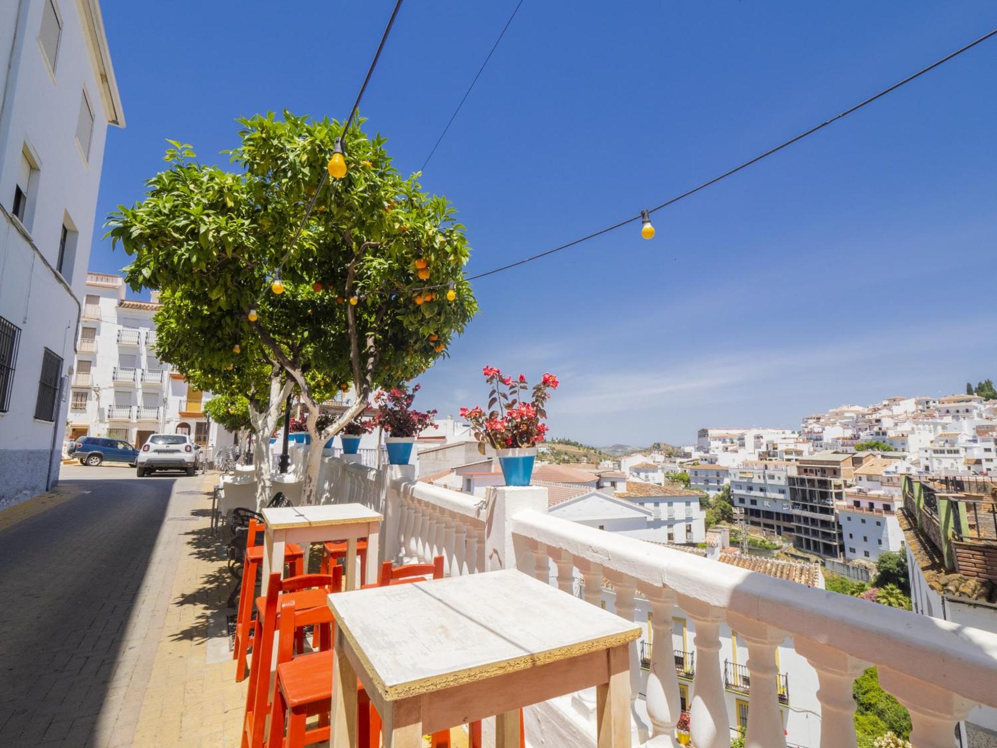 Cubo'S Hostal La Plaza Room 102 With Breakfast Tolox Exterior foto